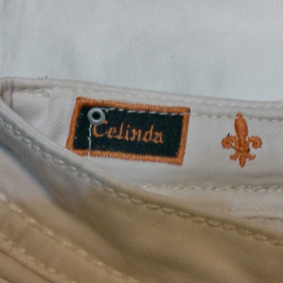 LKNW Rock Revival Celinda Ankle Skinny Jeans Cream,Raw Hem,Bling Fleur De Lis 28 - Picture 9 of 10